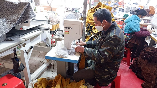 Snap Fastener Installation